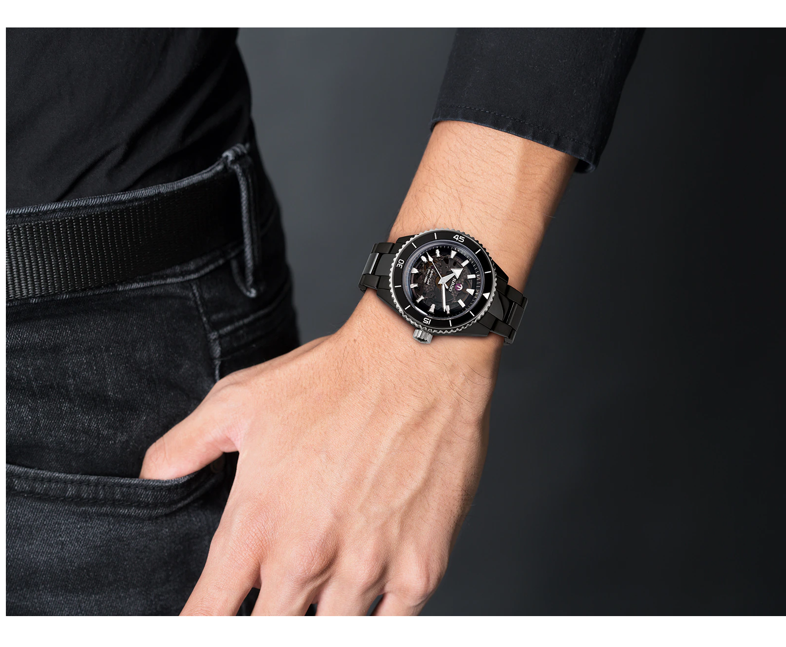 Rado Rado Captain Cook High-Tech Ceramic R32127152 Automatic — детали корпуса и высокотехнологичная керамика